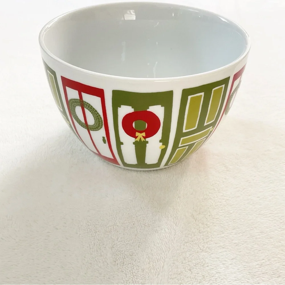 Crate & Barrel Julia Rothman Yule Town Nesting Bowls Set of 2 Christmas Holiday